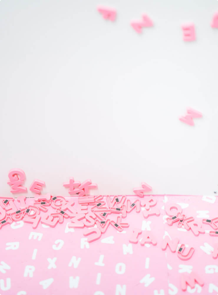 sticky column pink and white letters